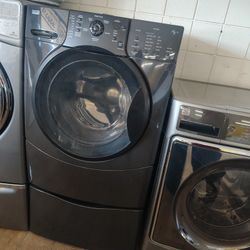 Kenmore Elite Frond Load Washer Super Capacity In Excellent Working Condition 