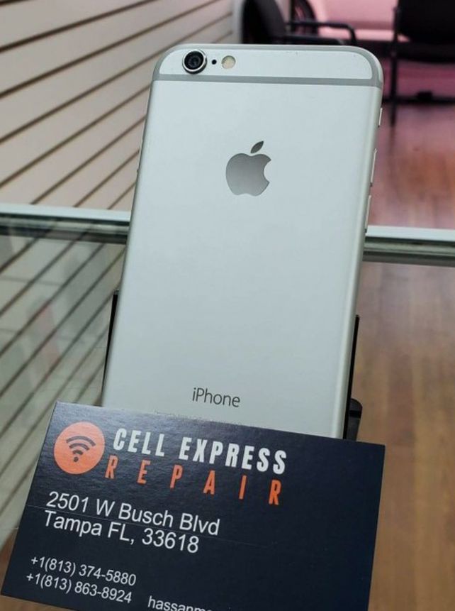Iphone 6s Unlocked Like New Condition With 30 Days Warranty