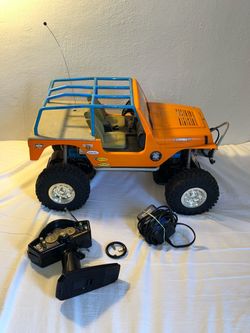 Nylint 1/6 RC Jeep (sold as is)