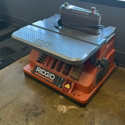 Rigid Sander with sanding dowels