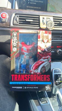 Transformers Studio Series Optimus Prime Figure