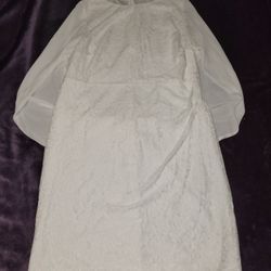 BNWT Beautiful White Overlaced Dress
