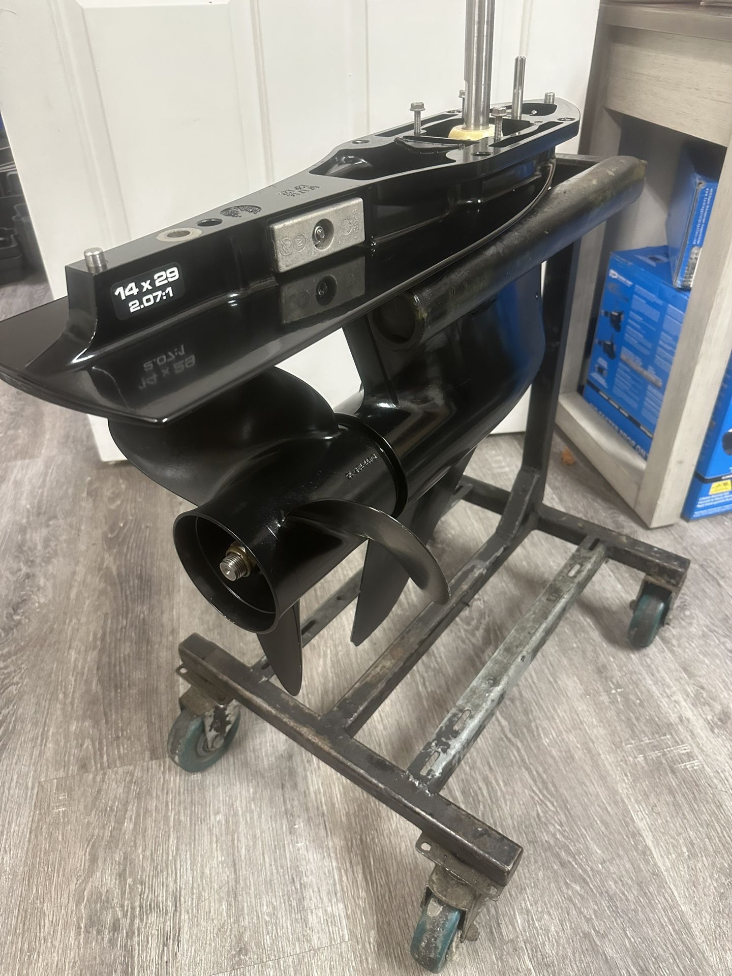 Mercury 115 Outboard Lower Unit