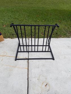 6-Bike Parking Rack, Indoor and Outdoor Grid Bike Rack, Black. Used in good condition