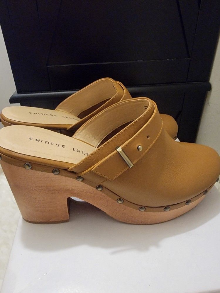 Brand New Chinese Laundry Women's Leather Walk On Mule Clogs Size 10