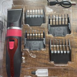 Rechargeable Clippers 