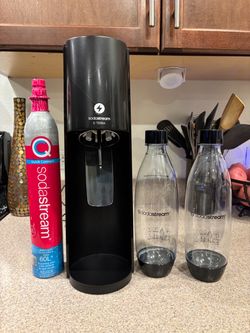 SodaStream E-Terra Sparkling Water Maker