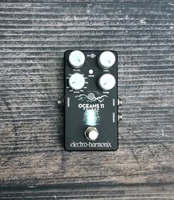 Electro harmonix ocean 11 digital reverb guitar pedal  !! $100 or best offer !!