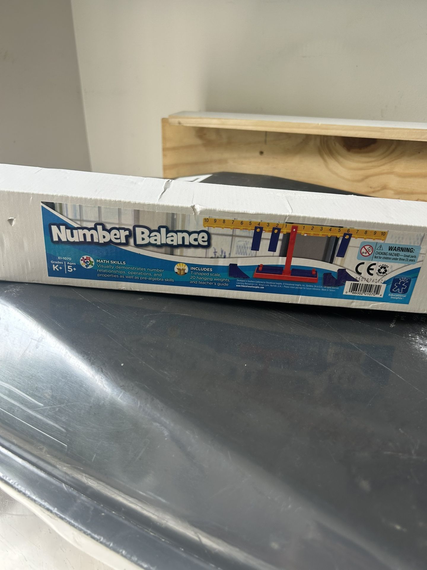 Educational Insights Number Balance T-Shaped Scale & Weights Grade K & Up STEAM