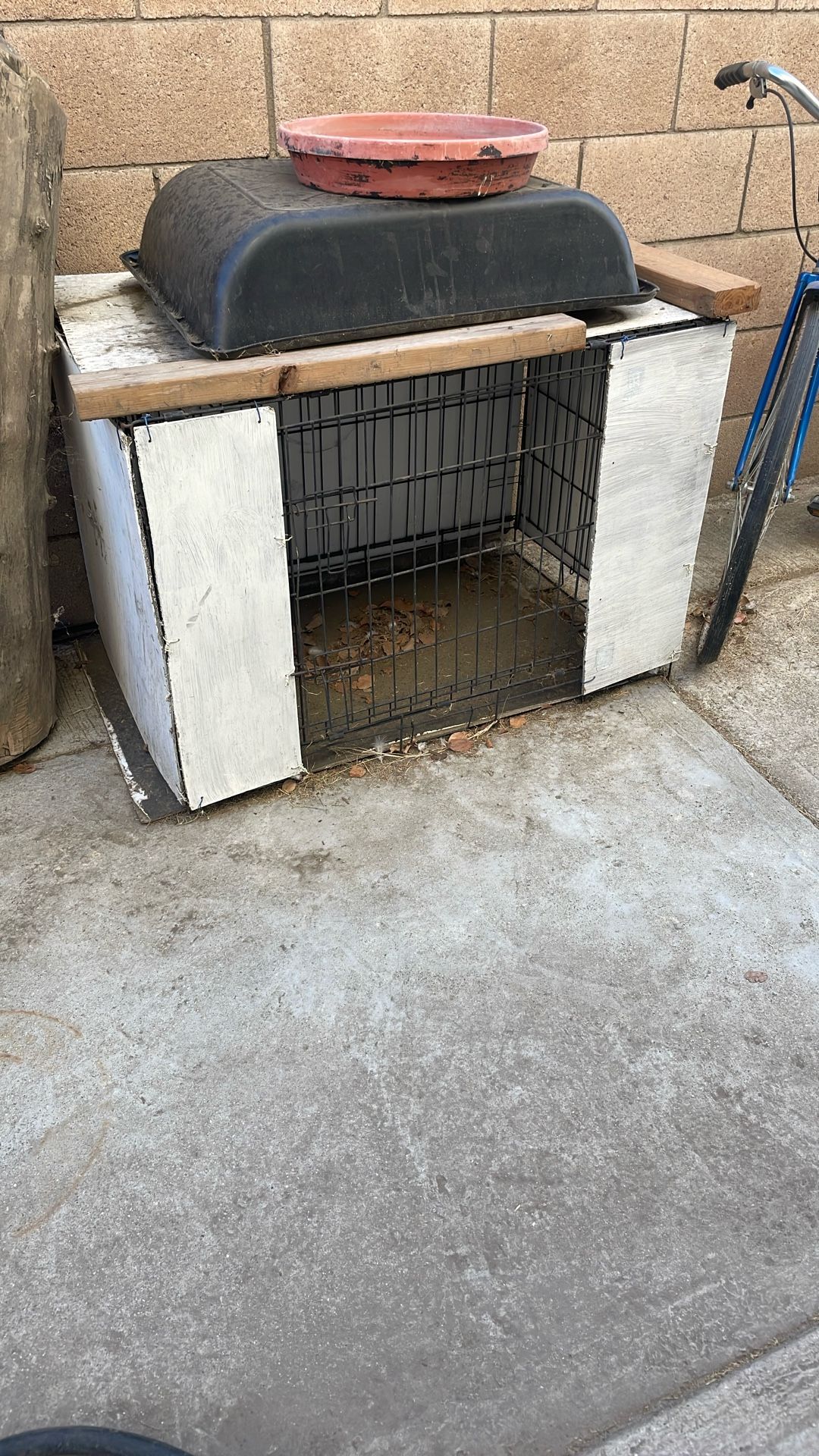 Dog Kennel 
