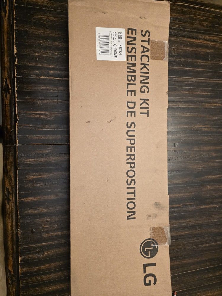 LG Laundry Stacking Kit (KSTK4)