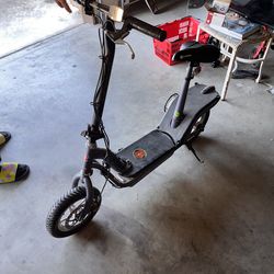 Electric scooter