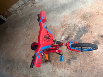 Spider-Man Kids Bike with Training Wheels