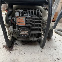 Echo Leaf Blower 