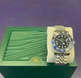 Men’s luxury watch
