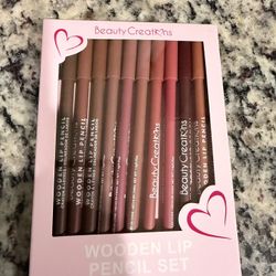 Wooden Lip Pencil Set