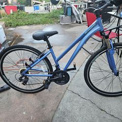 Schwinn Trailway 700c  21 Speeds