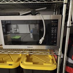 Panasonic Counter Top Microwave 
