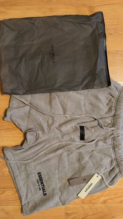 Dark grey essentials shorts men's L