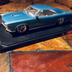 Pontiac GTO 1:18 Diecast Model Collectible 