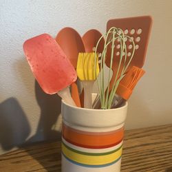 70’s Kitchen Tensile’s 