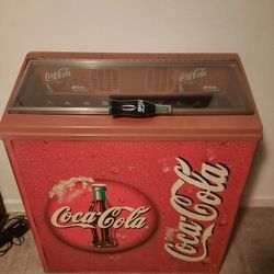 COCA COLA VINTAGE BOTTLE COOLER