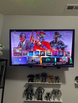 📺 VIZIO 43” Smart TV – $100