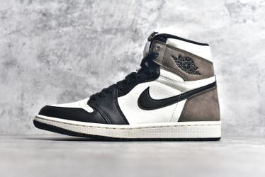 Air Jordan 1 Retro High OG Dark Mocha