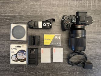 Sony A7iV Full frame body + Sony 35mm 1.4 Full Frame Lens