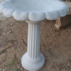Concrete Birdbath