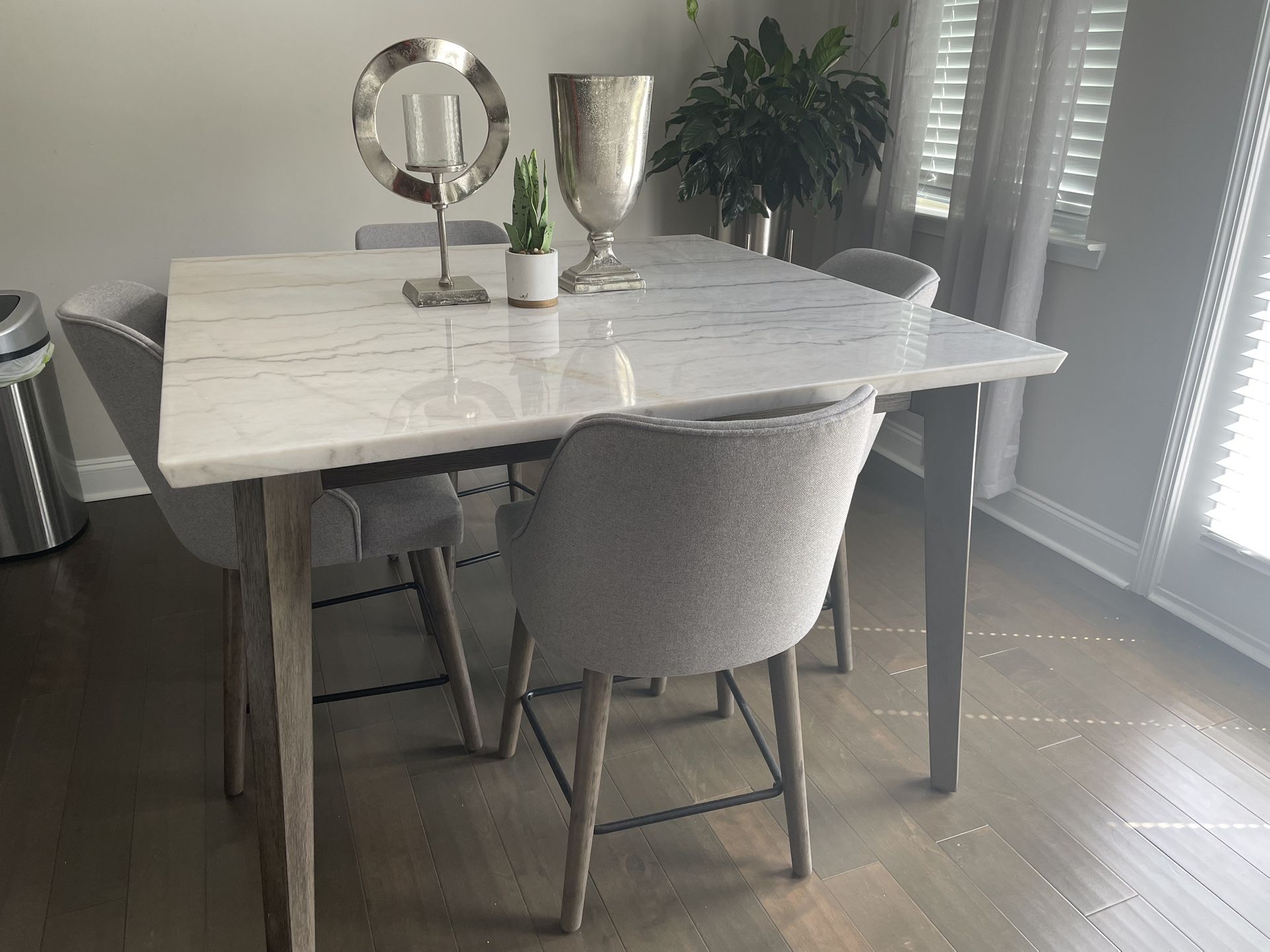 Marble Dining Table With 4 Chairs From Havertys