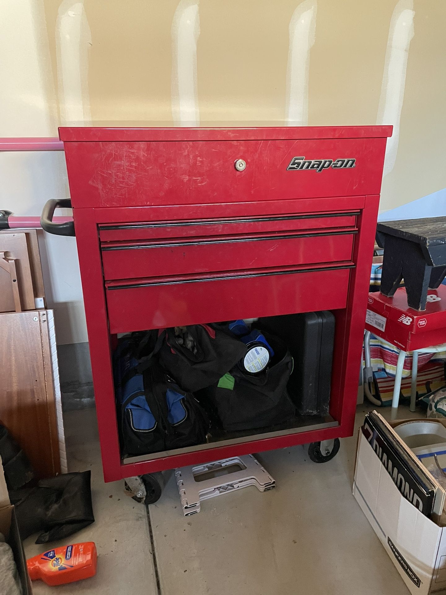 Snap On Tool Cart And Metal Blue Point Socket Rack