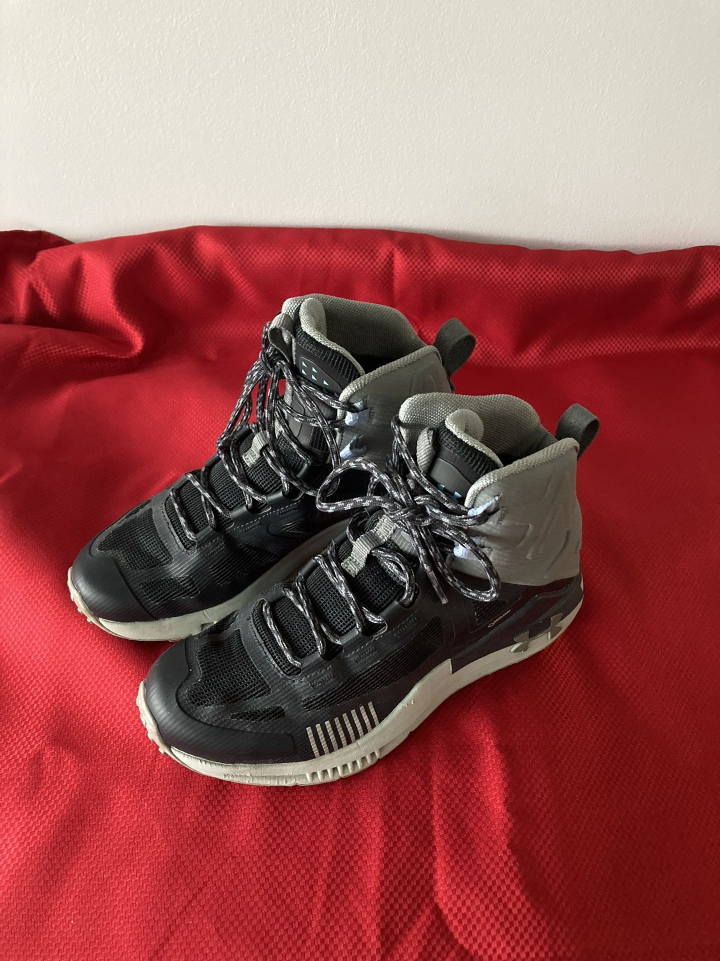 Woman And Girls Boots Size 8 Normal Wear
