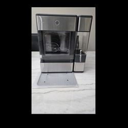 **Brand New** GE Profile Opal Nugget Ice Maker with Side Tank retails for $450 *FREE DELIVERY*