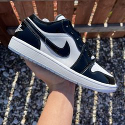 Jordan 1 Low Concord (Size 4Y, 4.5Y, 6Y, 6.5Y, 7Y, 8.5, 9, 9.5, 10)