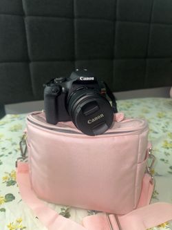Canon Rebel T7