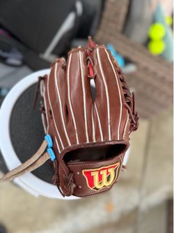 Wilson staff 11.75 Japanese Baseball Glove Still Stiff Needs Break in