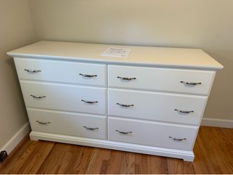 PENDING Free White dresser - heavy