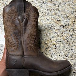 Women’s Ariat Boots 