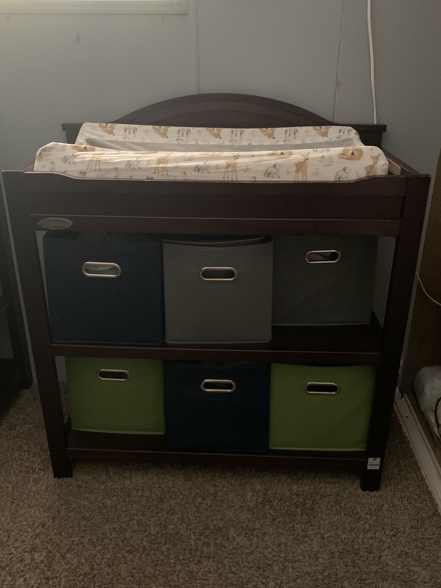 Graco changing table