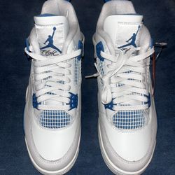 Jordan 4 “Military Blue”