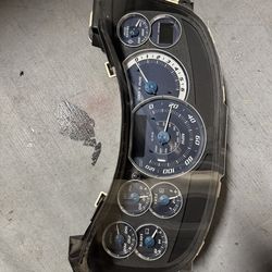 Escalade gauge cluster 2000-2002