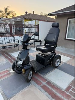 Merits Silverado Express Mobility Scooter with loading Ramp