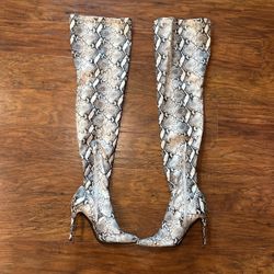 Steve Madden Snake Skin Boots 