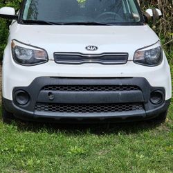 Selling Kia For Parts