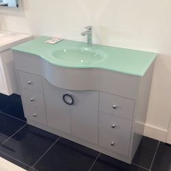 48” Bathroom Vanity Cabinet New Solid Wood Fully Assembled Softclose Drawers Doors Tempered Glass Top Sink Integrated Ready For Pick Up Today