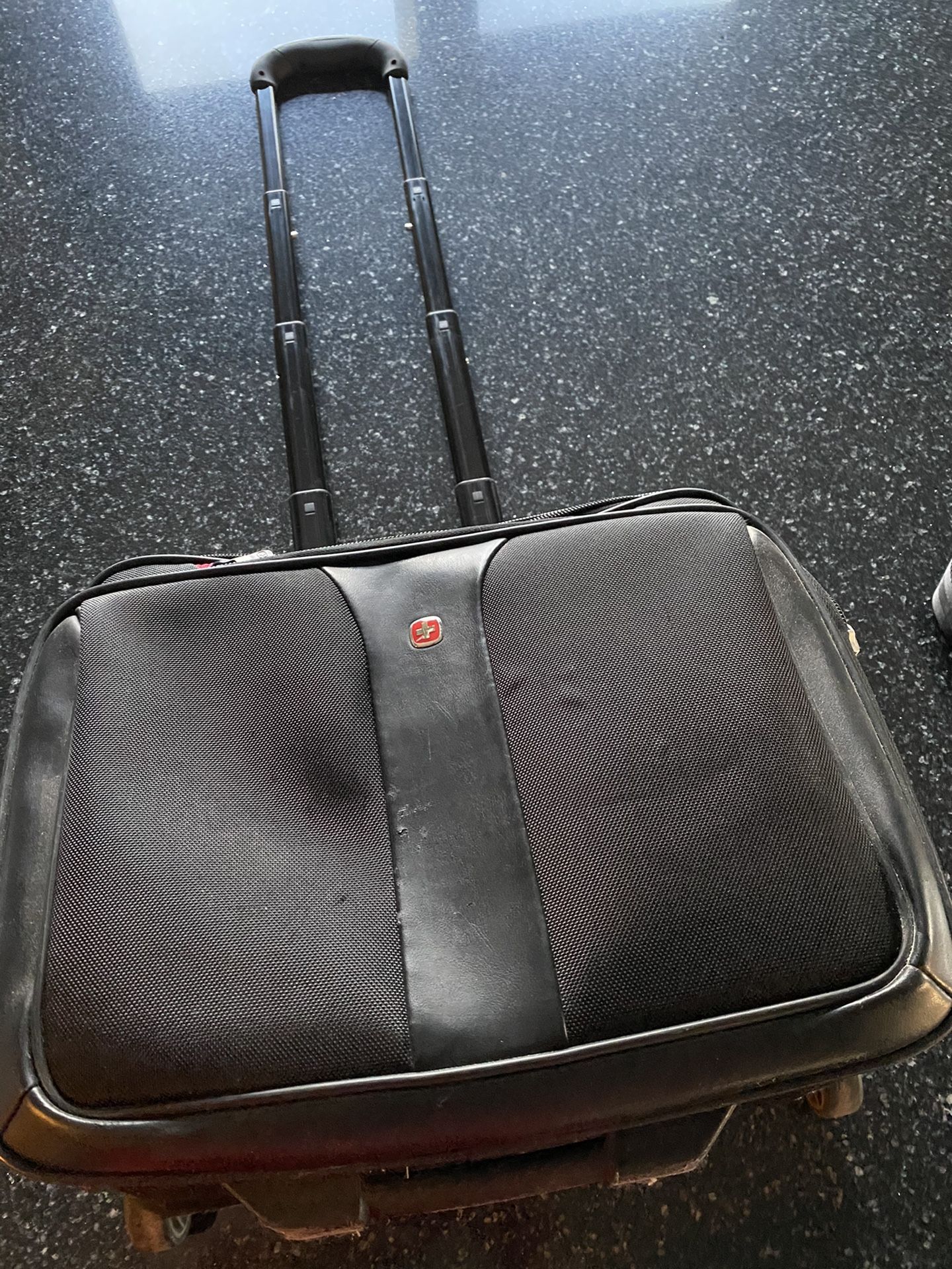 Wenger / Swiss Gear -“Legend” roller computer bag, separate laptop bag too