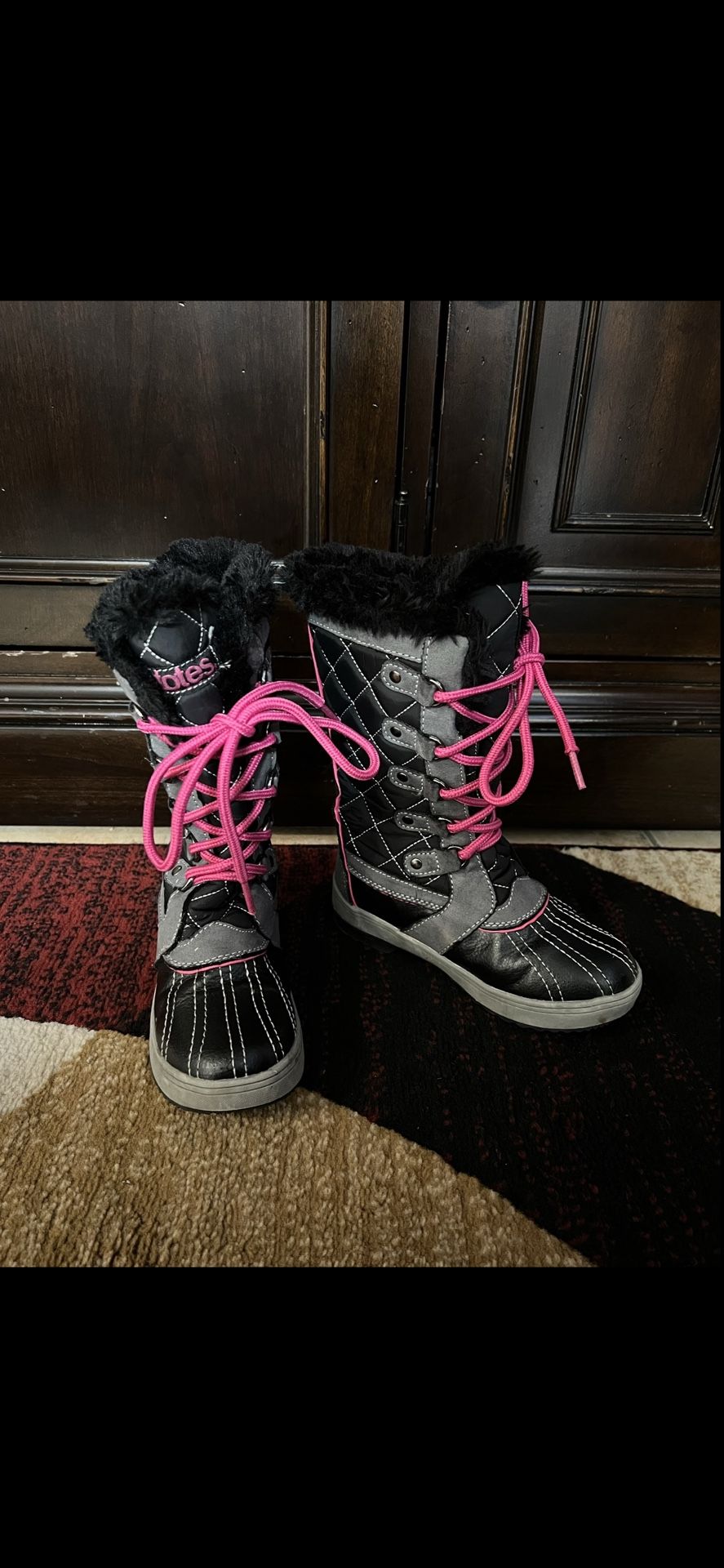 Totes, Kids Snow Boots 