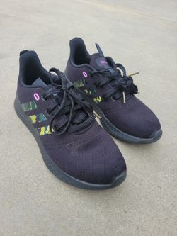 Women Adidas shoes