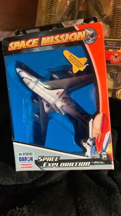 Daron Space Mission Space Shuttle Die-Cast Toy
